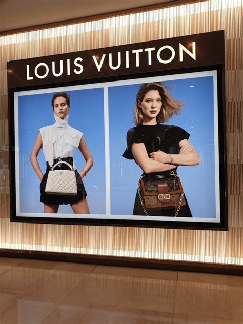 wevat louis vuitton tax refund.